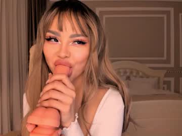webcam girl bae_suz capture image #1878034