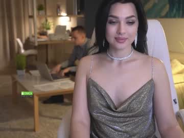 webcam couple office_online capture image #2653649