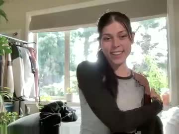 webcam girl juiceyg capture image #5547590