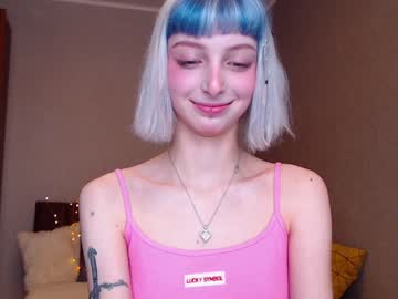 webcam girl lit1le_kitty_ capture image #1327918
