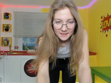 webcam girl avis_ryan capture image #1683075