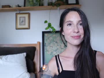 webcam girl raven_birdie capture image #21149