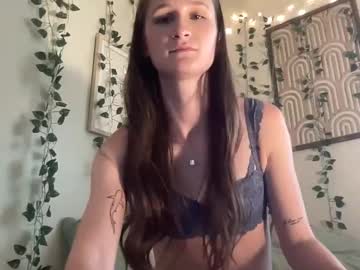 webcam girl thecarolinemae capture image #5639911
