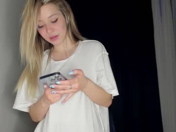 webcam girl sun_shine_baby capture image #2376756