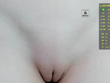 webcam girl _witch__ capture image #1081513