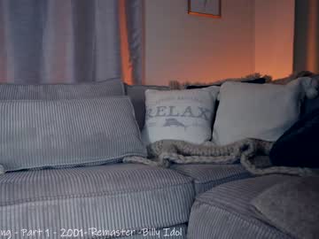 webcam girl x_lily_x capture image #2732383
