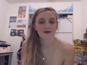 webcam girl glutenfreehulahoops capture image #2244093
