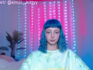 webcam girl lit1le_kitty_ capture image #1060843