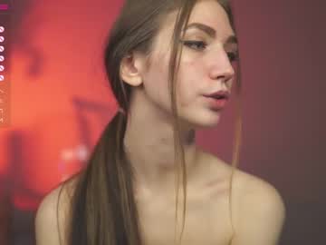 webcam girl angels_kiss capture image #4077750