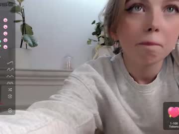 webcam girl small_blondee capture image #2893823