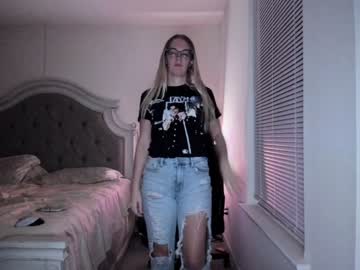 webcam girl mariah95 capture image #4389754