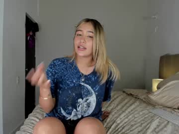 webcam girl amelie_bunny_real capture image #1680557
