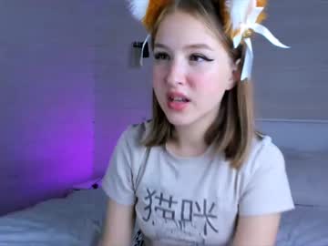 webcam girl monikabloomm capture image #3526690