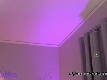 webcam girl blue_bubbles118 capture image #3936518