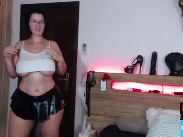 webcam girl curvyjules69 capture image #336373