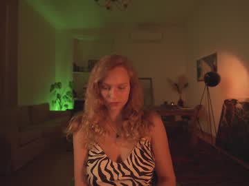 webcam girl thelawofattraction capture image #816784