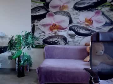 webcam girl jennycutey capture image #4668538