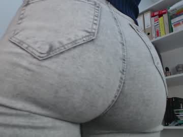 webcam girl eat_mee_out capture image #2335969