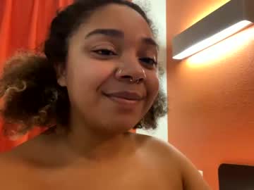 Cam for erickavee21