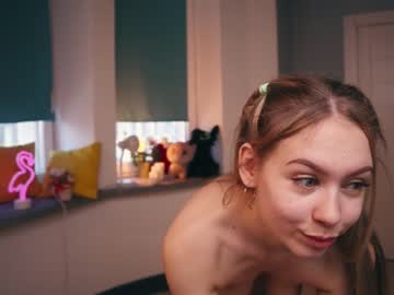 webcam girl aleksa_cutie capture image #1950547