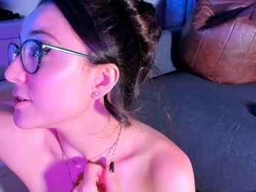 webcam girl littlee33 capture image #3393952