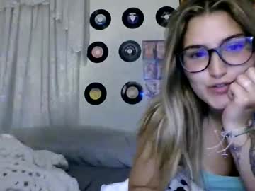 webcam girl amandacutler capture image #5558066