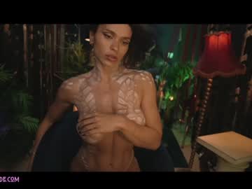 webcam girl lucieoude_ capture image #3462453