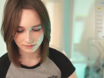 Cam for monimauve_