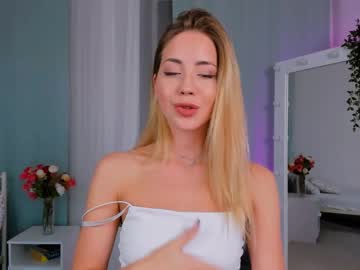 webcam girl emmi_rosee capture image #4558675