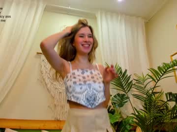 webcam girl milablush capture image #4755149