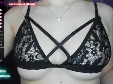 webcam girl xxxhoneyxx capture image #4800107