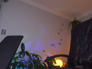 webcam girl juicyandthepussyblvd capture image #5020492