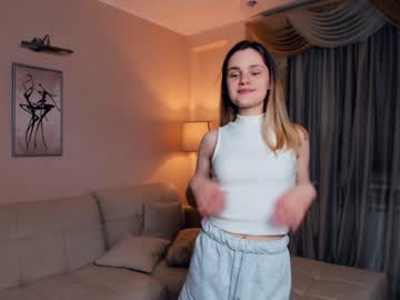 webcam girl barbaraday capture image #4683155