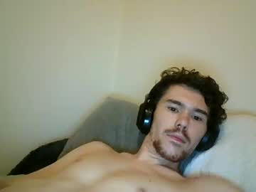webcam man manwithaweapon capture image #516964