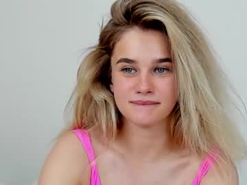webcam girl super_pusichki capture image #2997766