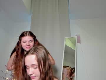 webcam girl k_a_r_o_l_i_n_a capture image #3418558
