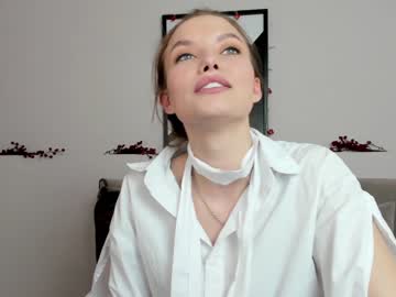 webcam girl pion_white capture image #2223563