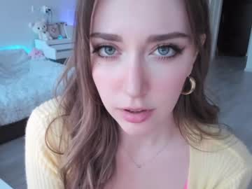 webcam girl uwuxo capture image #1703856
