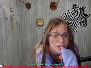 webcam girl shy__mia capture image #859187
