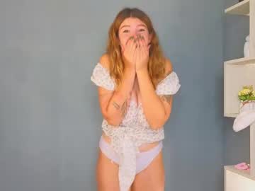 webcam girl flirtnsmirkk capture image #5585898