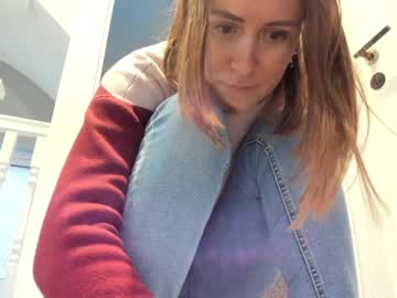 webcam girl eatmypie69 capture image #4500086