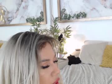 webcam girl marrylouanne capture image #4225490