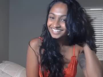 webcam girl xzaramx capture image #4002258