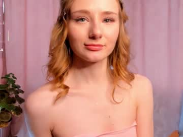 webcam girl elvyrose capture image #5626588
