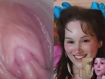 webcam girl adulting capture image #1022518
