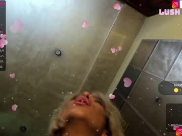 webcam girl royalsquirt_ capture image #3835394