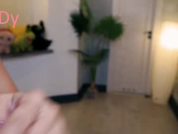 webcam girl ju_dy capture image #3685749