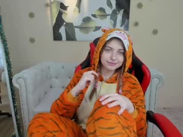 webcam girl kaleriaminx capture image #4753966