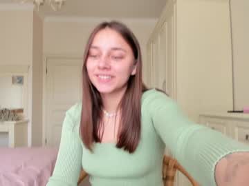 webcam girl eleonora_linn capture image #3417225