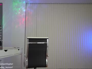 webcam girl ashley_benson1 capture image #3557586
